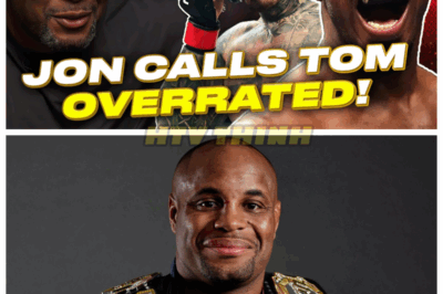 🙊”Daniel Cormier CLAPS BACK at Jones: ‘Tom Aspinall is a Future Champion!’ 💥” In a passionate defense, Daniel Cormier reacts to Jon Jones’ comments about Tom Aspinall being “incredibly overrated.” What does Cormier believe about Aspinall’s potential in the heavyweight division? Uncover his compelling arguments and the implications for the fighters involved! 👇