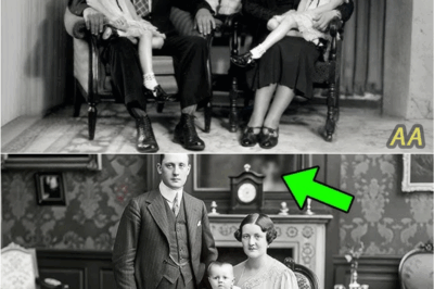 **A 1903 Family Portrait Hides a Mysterious Reflection That Has Experts Completely Stunned**